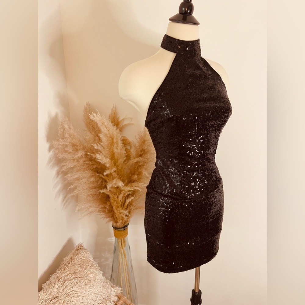 Halter Neck black Sequence Party Mini Dress